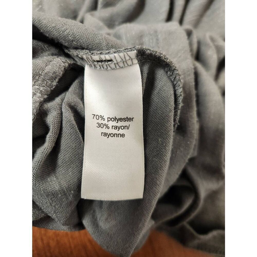 Maurices 2x Gray Ruffle tank - Picture 5 of 5